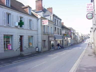 Main Street of Mortrée